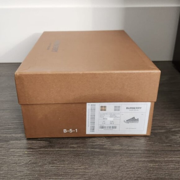 Burberry Larkhall Canvas Sneakers – Women’s 6.5 - Picture 6 of 6